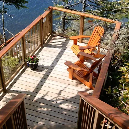 Reef Point Oceanfront Bed And Breakfast-2